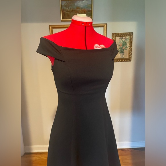 Y2K 90s Teeze Me Off The Shoulder A-Line Mini Little Black Dress - Picture 4 of 7